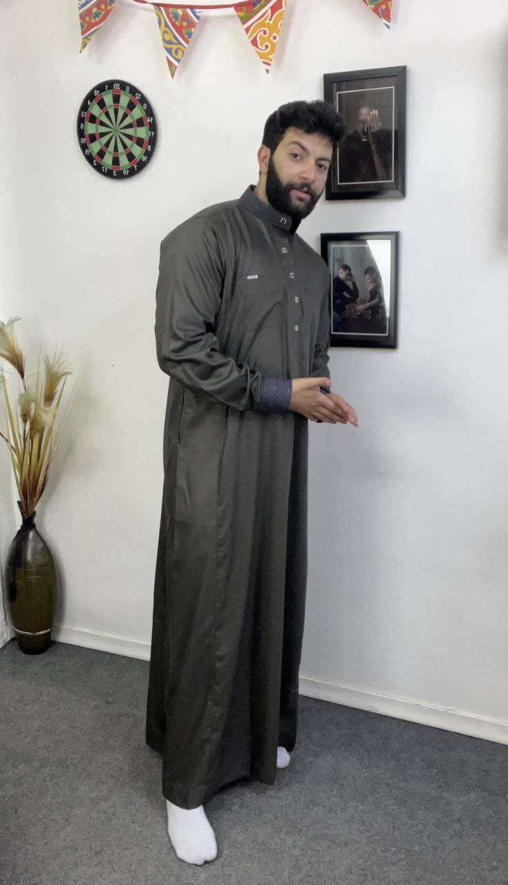 Saudi men's jalabiya