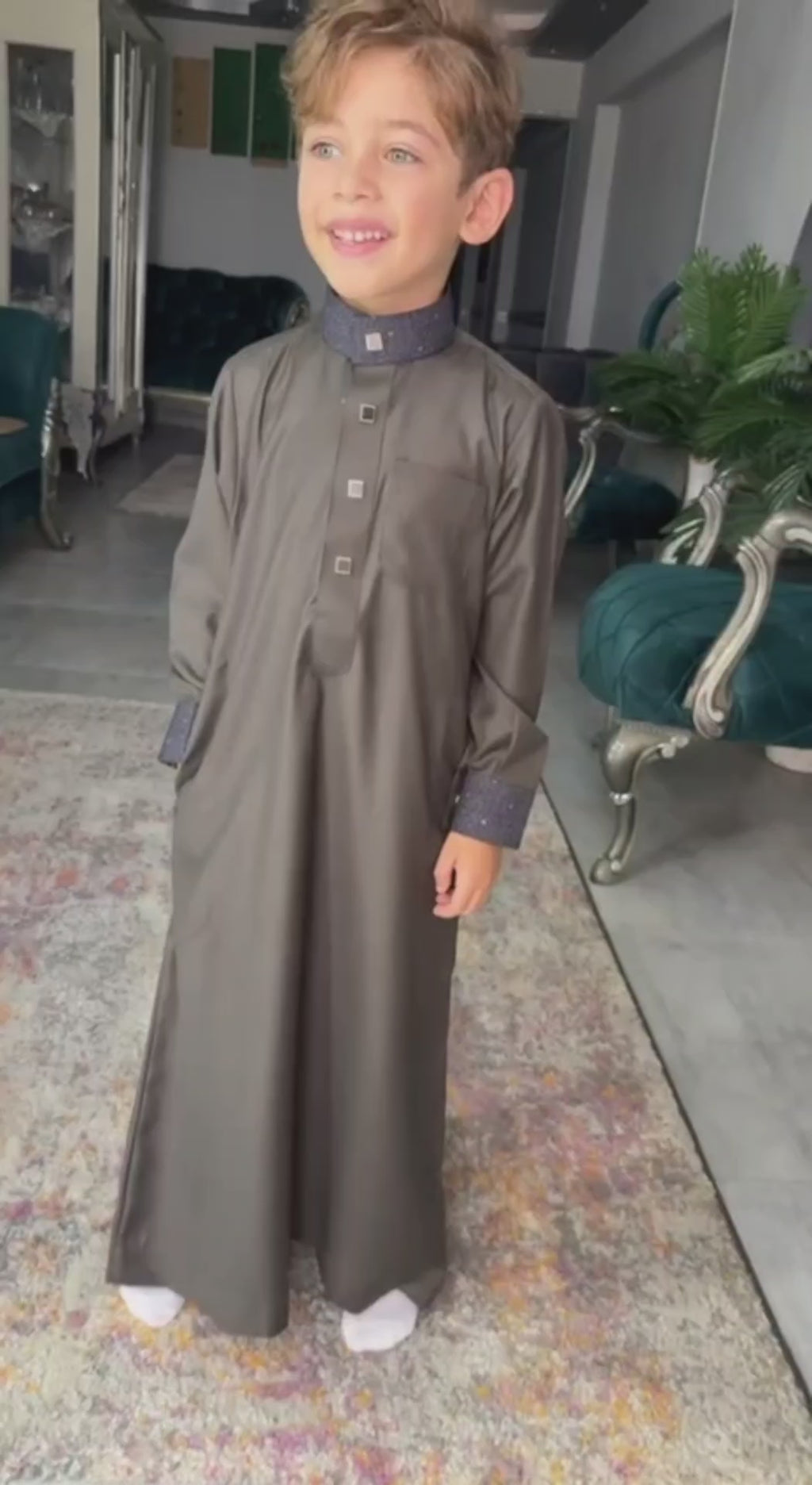 Saudi children's jalabiya